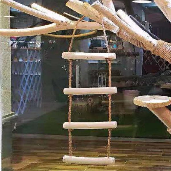 Pet climbing frame