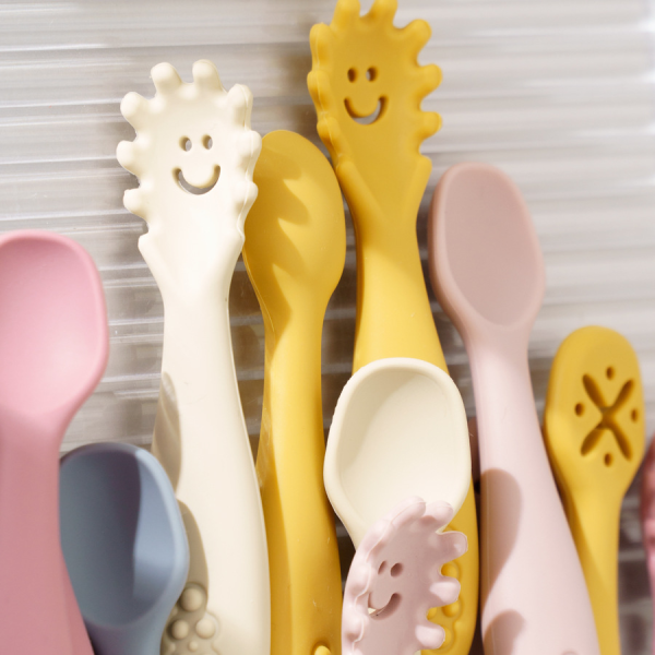 3 Silicone Spoons and Forks Baby Cutlery - Image 2