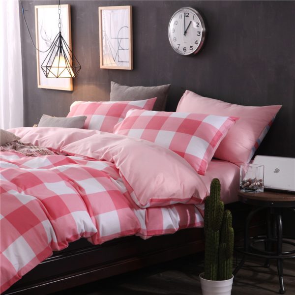 Three-piece Checked Bed Sheet Set - Image 4