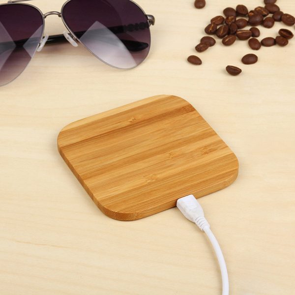 Wooden Bamboo 5W Wireless Charger - Image 5