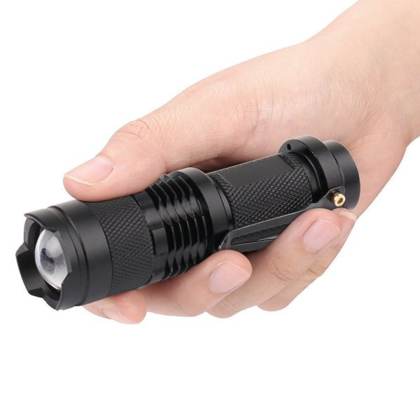 Strong Light Flashlight LED Zoom Mini Flashlight Outdoor Lighting - Image 4