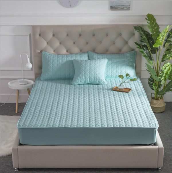 Solid Color Bed Sheet One-piece Cotton Bedspread Quilted Non-slip Mattress Cover Thick Simmons Protective Cover - Image 3