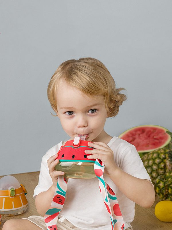 Cute Shape Baby Cup with Straw Leak-proof Water Bottle for Kids Drinking Shoulder Strap Training Fruit Cup - Image 2