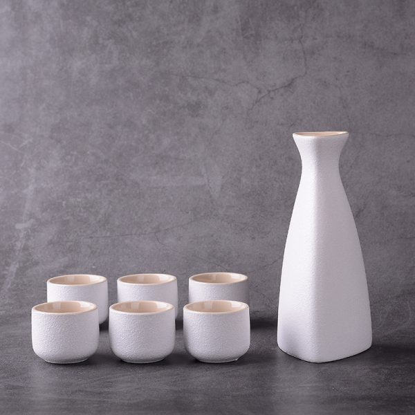 Sakura vintage sake set - Image 3