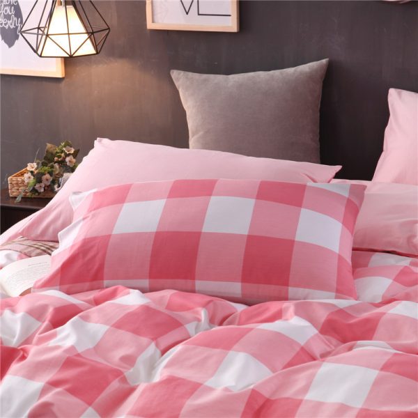 Three-piece Checked Bed Sheet Set - Image 2