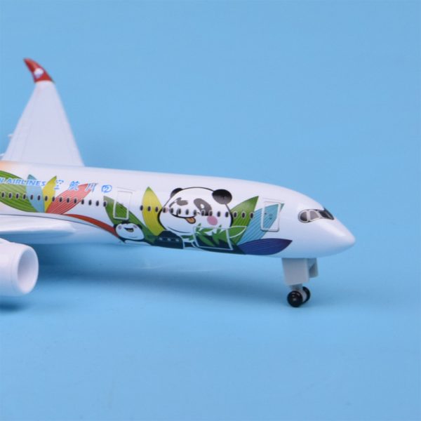 Sichuan Airlines Airbus Panda Model Decoration Gift - Image 2