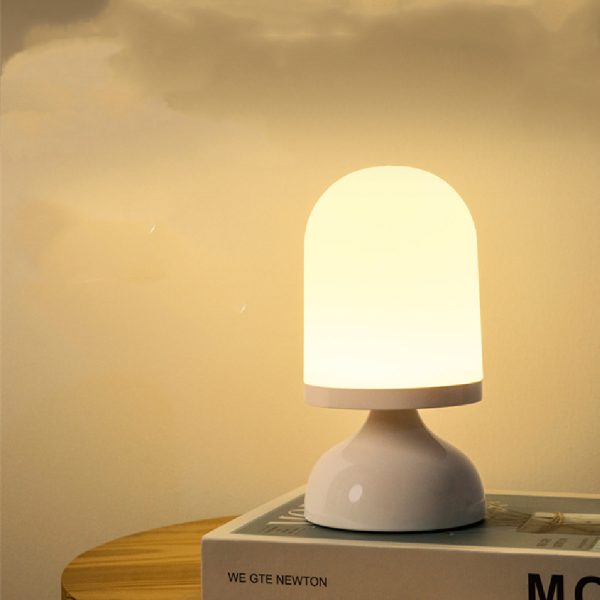 Intelligent Voice-controlled Voice Small Night Light USB Charging Pat Dimming - Image 2