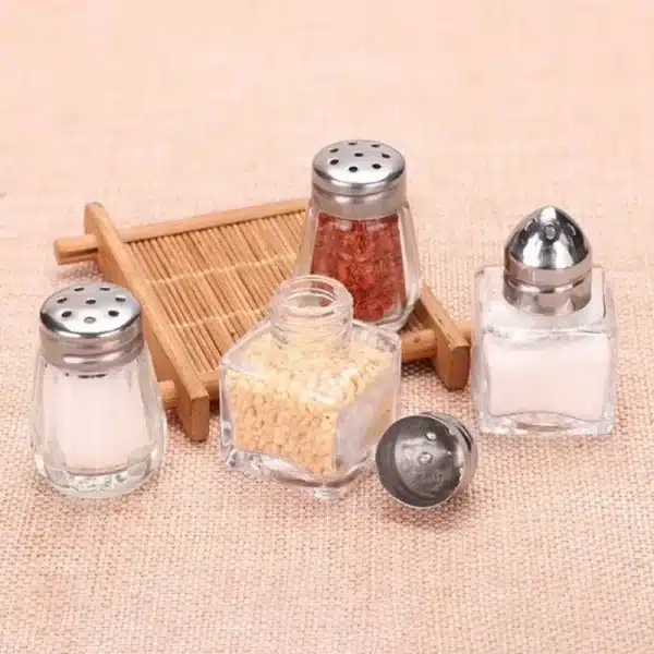 Small Mini for Picnic BBQ Outdoor Cooking Tool Spice Bottle Seasoning Bottle Kitchen Supplies Salt Jar Salt and Pepper Shakers - Image 3