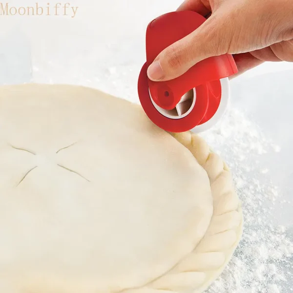 Creative Pizza Pastry Cutter Edge Wheel Roller Kitchen Cutting Wheel Pizza Roll Knife Baking Manual Twist Wheel Cut Kitchen Tool