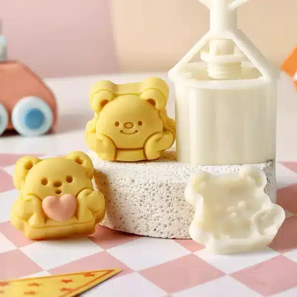 2Pcs/Set 50g Cute Love Bear Pattern Moon Cake Mold Creative Cookie Cutter Frame Stamp Mung Bean Cake Pastry DIY Kitchen Gadgets - Image 3