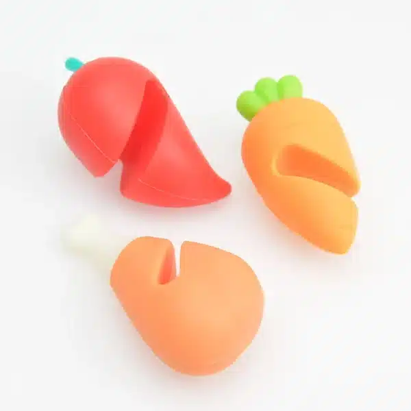 1pc Silicone Kitchen Gadget - Innovative Pot Lid Spill Stopper & Raised Lid Holder - Image 2